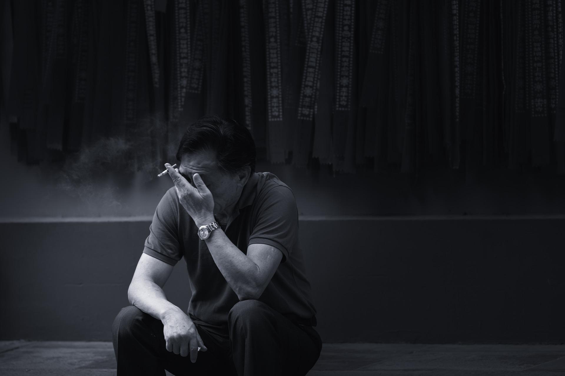 普通相机的价位(一个单反相机大概多少钱)